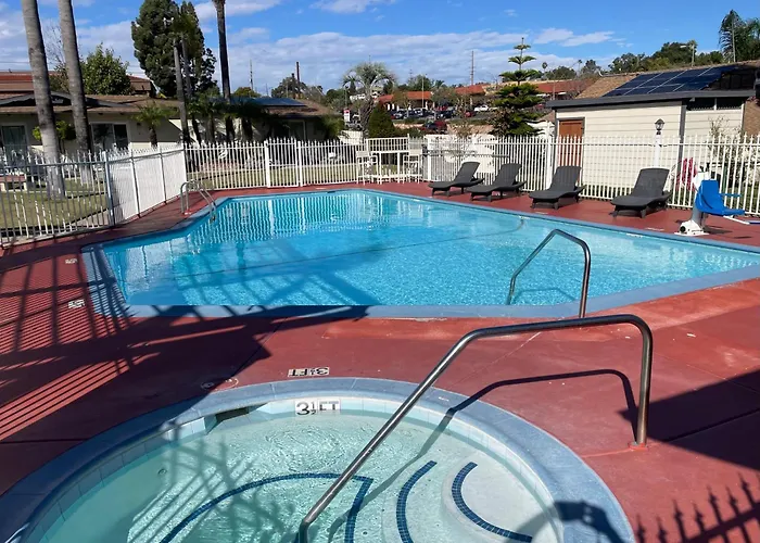 Fallbrook Country Inn